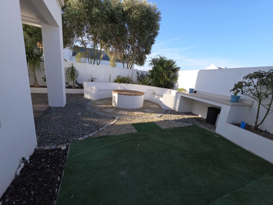 3 Bedroom Property for Sale in Blue Lagoon Western Cape